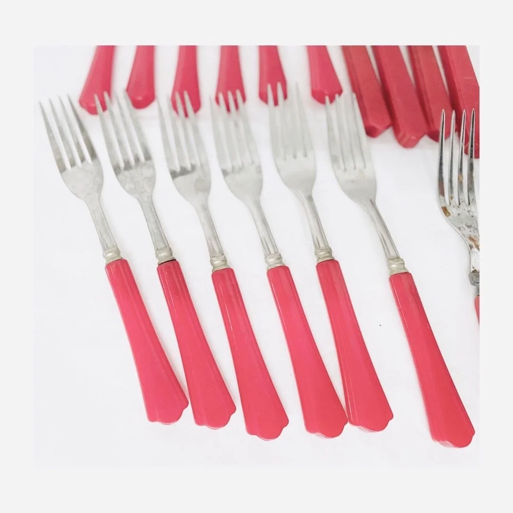 Peerless Stainless Steel Lot of 25 Dinner Knives, Forks, Soup Spoon Red Handle